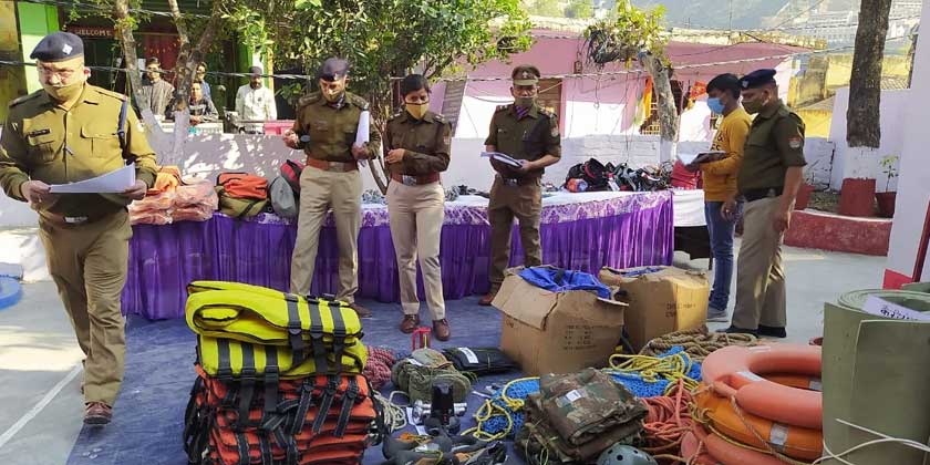 एसएसपी टिहरी तृप्ति भट्ट ने किया गया थाना देवप्रयाग का वार्षिक निरीक्षण, और आवश्यक निर्देश दिये