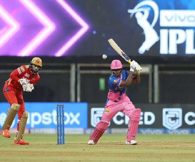 IPL 2021 : संजू सैमसन IPL 2021 में शतक बनाने वाले पहले बल्लेबाज बने, कई रिकॉर्ड तोड़े