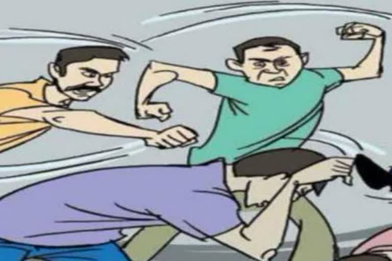 उत्तराखंड : चीता लगाने के नाम पर परिजनों से की जा रही रुपए की वसूली, दो पक्षों में मारपीट हुई