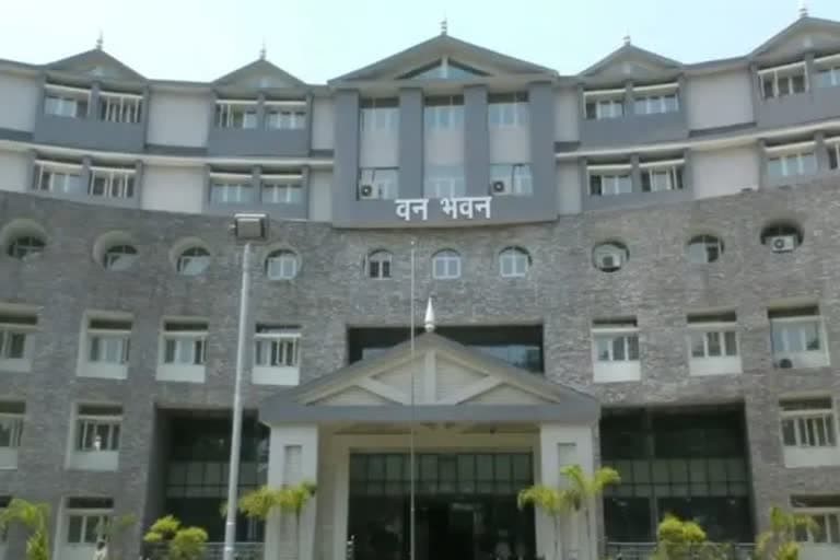 उत्‍तराखंड न्यूज़ : विरोध के बाद कुछ आईएफएस अधिकारियों के तबादले रद्द, एसोसिएशन को भेजी शिकायत