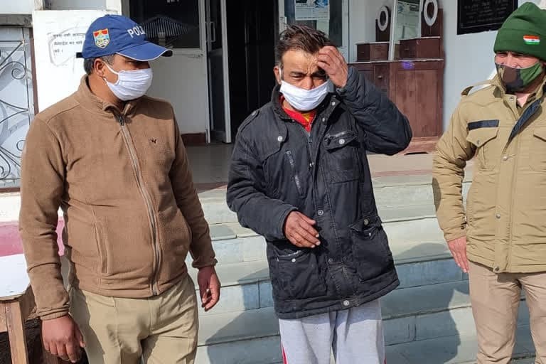 उत्‍तराखंड न्यूज़ : मसूरी में पेट्रोल डालकर महिला को जिंदा जलाने का प्रयास, आरोपी पति गिरफ्तार