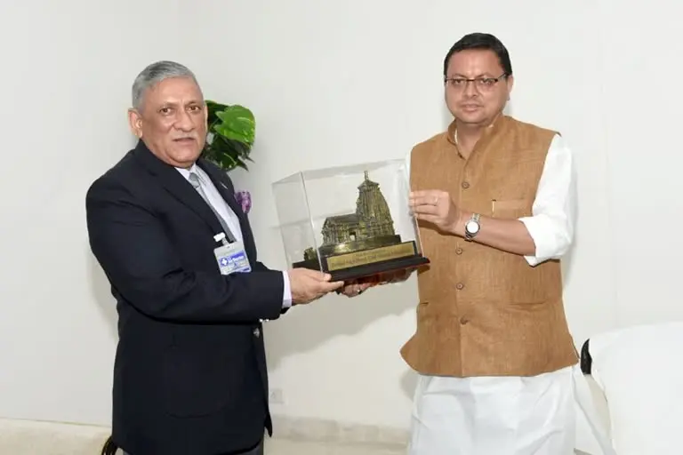 उत्‍तराखंड ब्रेकिंग न्यूज़ : उत्तराखंड सरकार सीडीएस और जवानों पर आपत्तिजनक पोस्ट लिखने वालों पर सख्त कार्रवाई करेगी