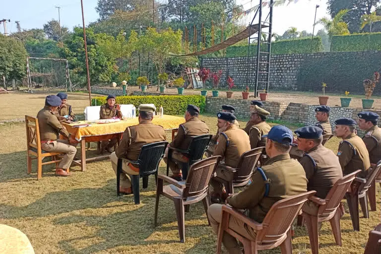 उत्‍तराखंड ब्रेकिंग न्यूज़ :2022 विस चुनाव के लिए पुलिस सीमा बैठक, उत्तराखंड, यूपी और हिमाचल पुलिस हुई शामिल