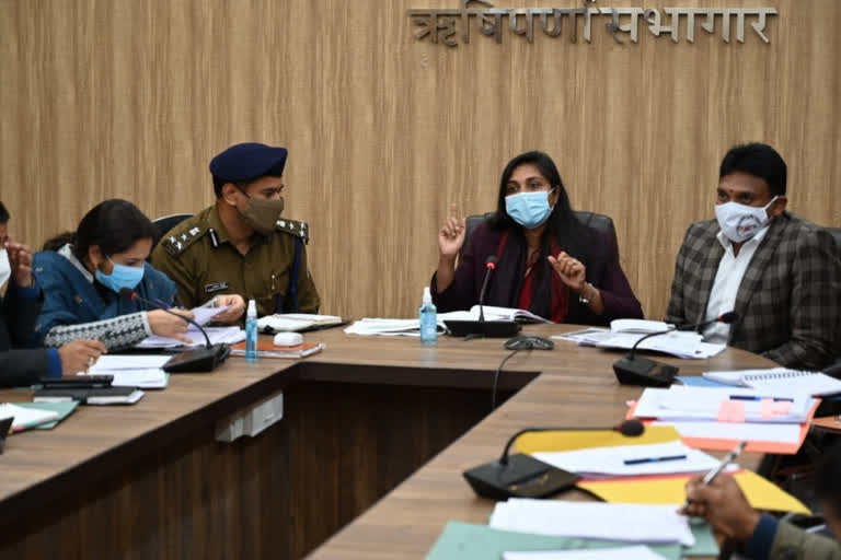 उत्‍तराखंड न्यूज़ : उत्तराखंड के मुख्य निर्वाचन अधिकारी ने तैयारियों को लेकर ली समीक्षा बैठक, कोरोना ने बढ़ाई  चुनौतियां