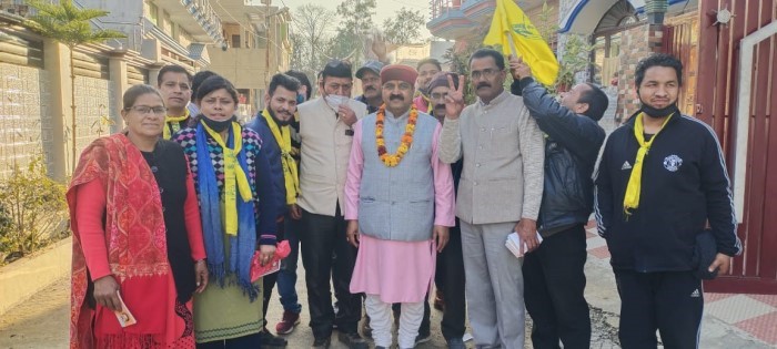उत्‍तराखंड न्यूज़ : बीजेपी के बागी उम्मीदवार जितेंद्र नेगी को जनता का मिला समर्थन, निर्दलीय प्रत्याशी जितेंद्र नेगी ने विभिन्न स्थानों पर किया जनसंपर्क