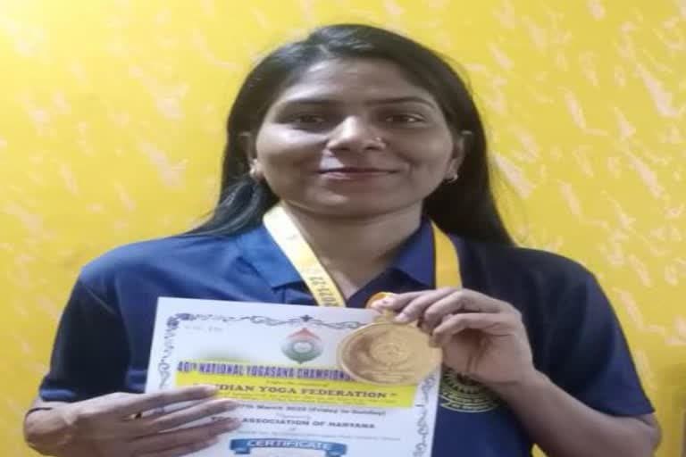उत्‍तराखंड न्यूज़ : योग नगरी की मनीषा ने लहराया योग में अपना जलवा, नेशनल चैंपियनशिप में जीता गोल्ड