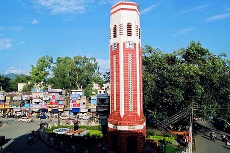 उत्‍तराखंड न्यूज़ : देहरादून में मास्क न उतारें वरना 500 रुपये का जुर्माना