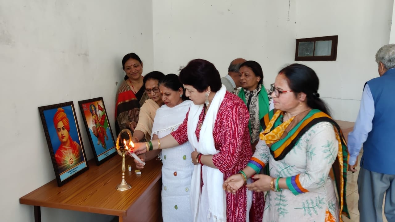 मसूरी उत्‍तराखंड न्यूज़ : भारत विकास परिषद की मसूरी इकाई की बैठक में देश में राष्ट्रवाद की भावना को बढ़ाने पर चर्चा हुई।