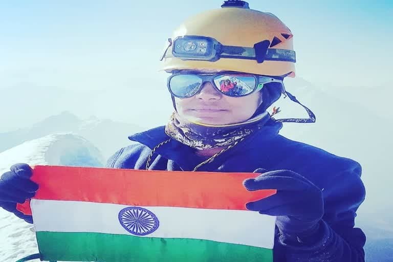 उत्तरकाशी उत्‍तराखंड न्यूज़ : 15 दिन में फतह किया सविता कंसवाल ने माउंट एवरेस्ट-मकालू , बनाया राष्ट्रीय रिकॉर्ड