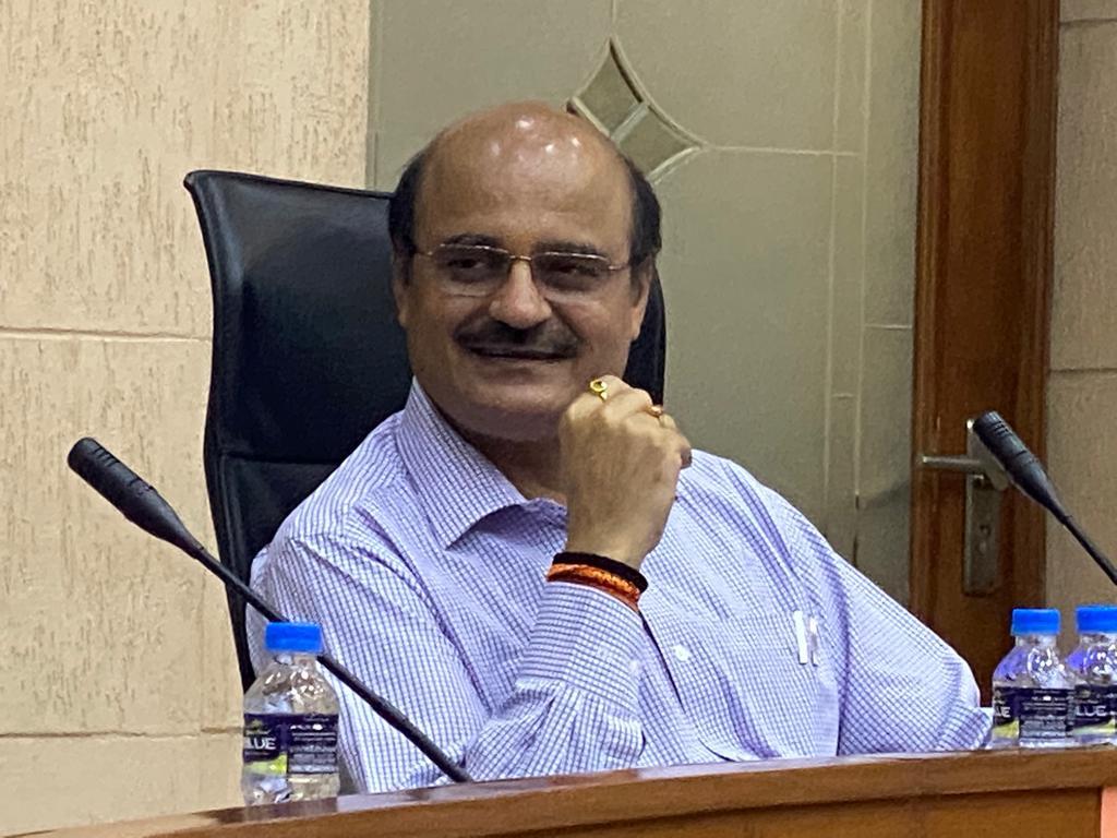 मसूरी उत्‍तराखंड न्यूज़ : वन विभाग की रोक से उत्तराखंड में रेल यातायात में हो रही देरी- महाप्रबंधक आशुतोष गंगल बोले