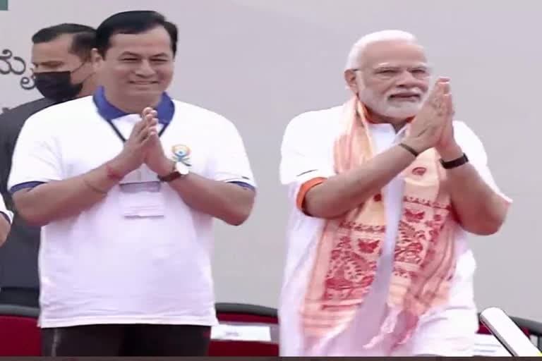 अंतर्राष्ट्रीय योग दिवस 2022 पर पीएम बोले, योग अब एक वैश्विक त्योहार बन गया है, दुनिया को शुभकामनाएं