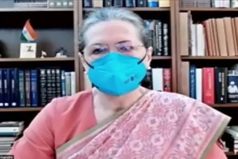 कोरोना पॉजिटिव हुई कांग्रेस की राष्ट्रीय अध्यक्ष सोनिया गांधी , सोनिया गांधी से पूर्व में मिले कई नेता और कार्यकर्ता भी कोरोना संक्रमित मिले