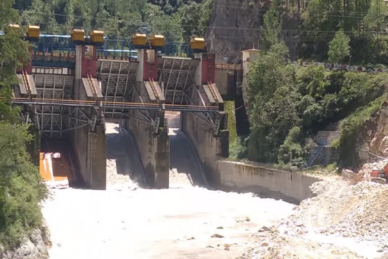 उत्तरकाशी : भारी बारिश से 12 दिन से ठप है मनेरी भाली बिजली परियोजना, करोड़ों का नुकसान हुआ