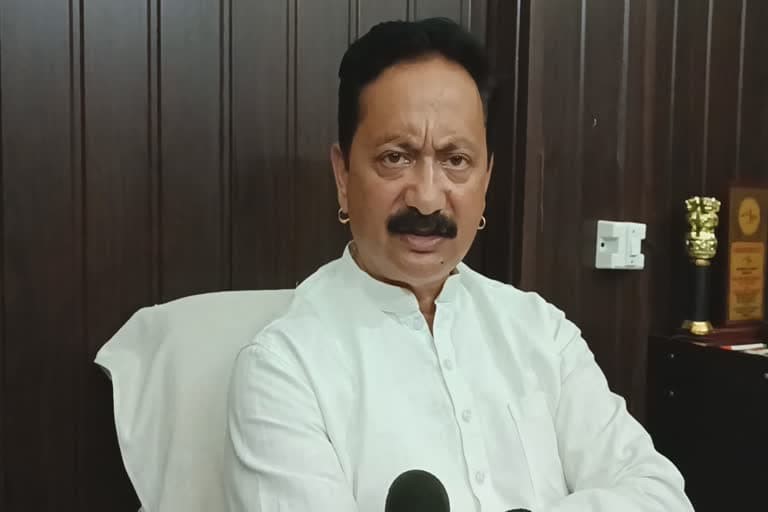 करण माहरा