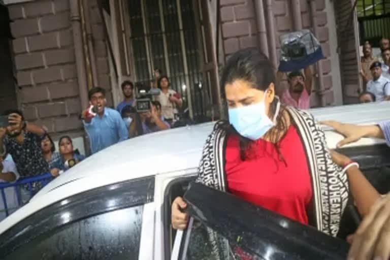 कोलकाता : ईडी के सामने अर्पिता मुखर्जी का खुलासा , बेलघरिया आवास की डुप्लीकेट चाबियों का किया गया इस्तेमाल