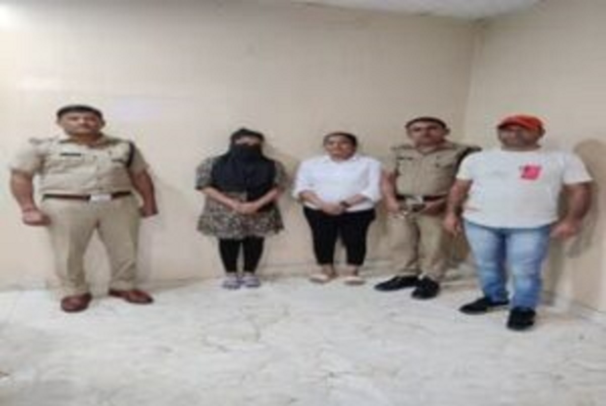 टिहरी ट्रेजरी घोटाले में एक और गिरफ्तारी, नैना शर्मा दिल्ली आईजीआई एयरपोर्ट से गिरफ्तार