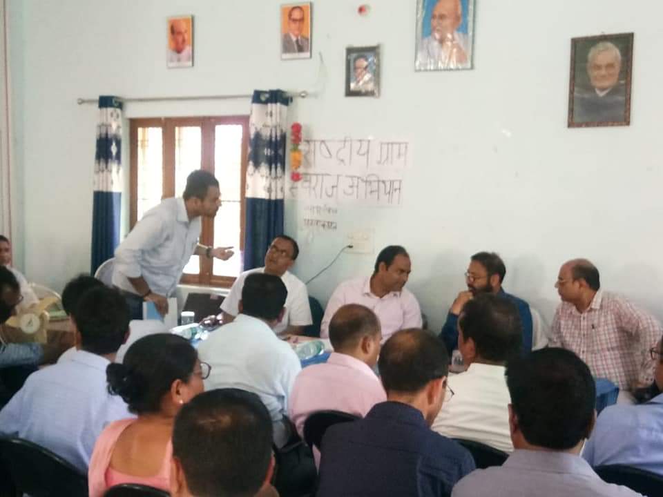 थत्यूड़ : विधायक पंवार ने कुमाल्डा जौनपुर में बीडीसी की विशेष बैठक में आवश्यक निर्देश जारी किये