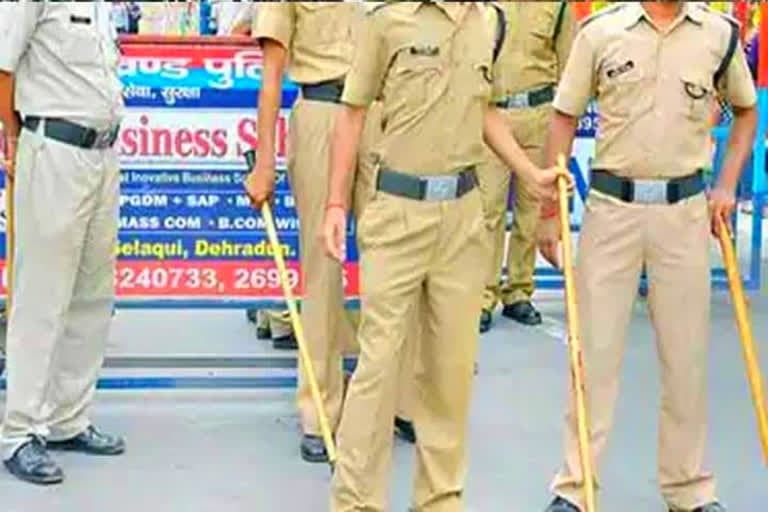 देहरादून : मंहगा पड़ा ड्यूटी पर लापरवाही बरतना,लाइन हाजिर 9 पुलिसकर्मी
