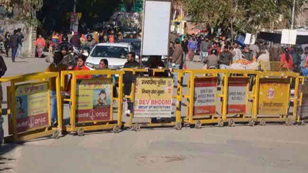 देहरादून : दशहरा उत्सव के लिए पुलिस ने जारी किया ट्रैफिक प्लान, परेड ग्राउंड के आसपास होगा जीरो जोन