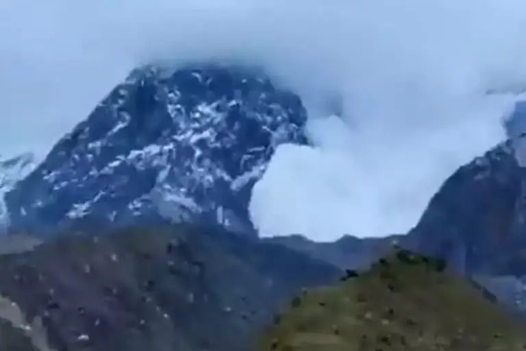 देहरादून : केदारनाथ में निर्माण को लेकर वैज्ञानिकों ने फिर दी चेतावनी,बताया बर्फ के तेजी से पिघलने का कारण