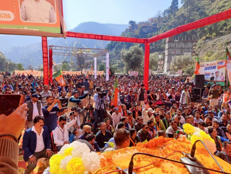 हिमाचल की चुनावी जंग में सीएम धामी ने कहा- जनता को काम करने वालों को चुनना चाहिए न कि कारनामे करने वालों को, हिमाचल में खत्म होगी रोटेशन की प्रथा