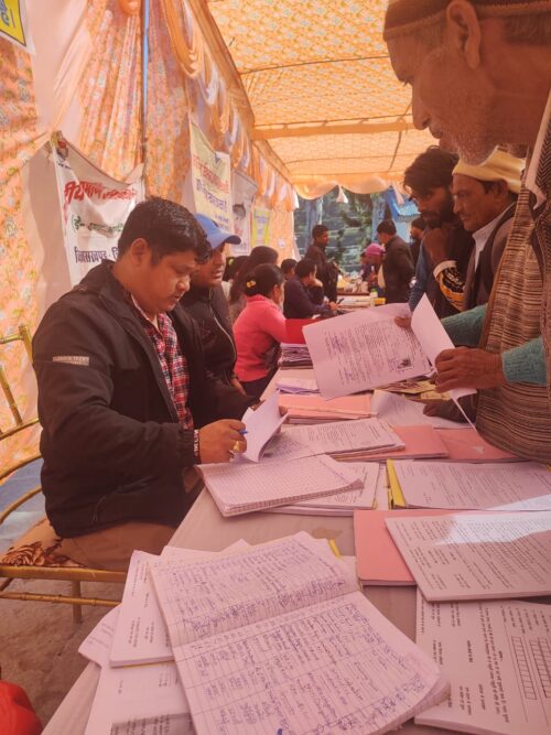 उत्तरकाशी : जिलाधिकारी अभिषेक रूहेला के निर्देशानुसार राजकीय आदर्श इंटर कॉलेज बनचौरा में कल्याण शिविर का आयोजन किया गया