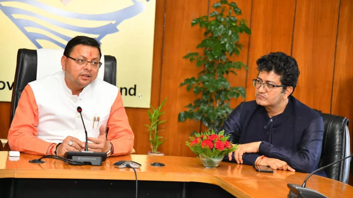 देहरादून : मुख्यमंत्री धामी बोले देवभूमि उत्तराखंड में फिल्म सिटी खोलने के विचार को और भी आगे ले जाने की जरूरत