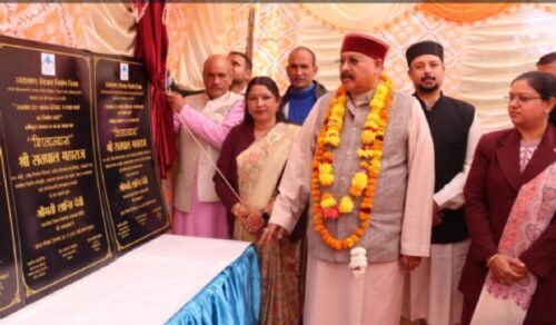 देहरादून : चौबट्टाखाल विधायक सतपाल महाराज ने अपने विधानसभा क्षेत्र में 20 करोड़ रुपये की कई योजनाओं की सौगात दी
