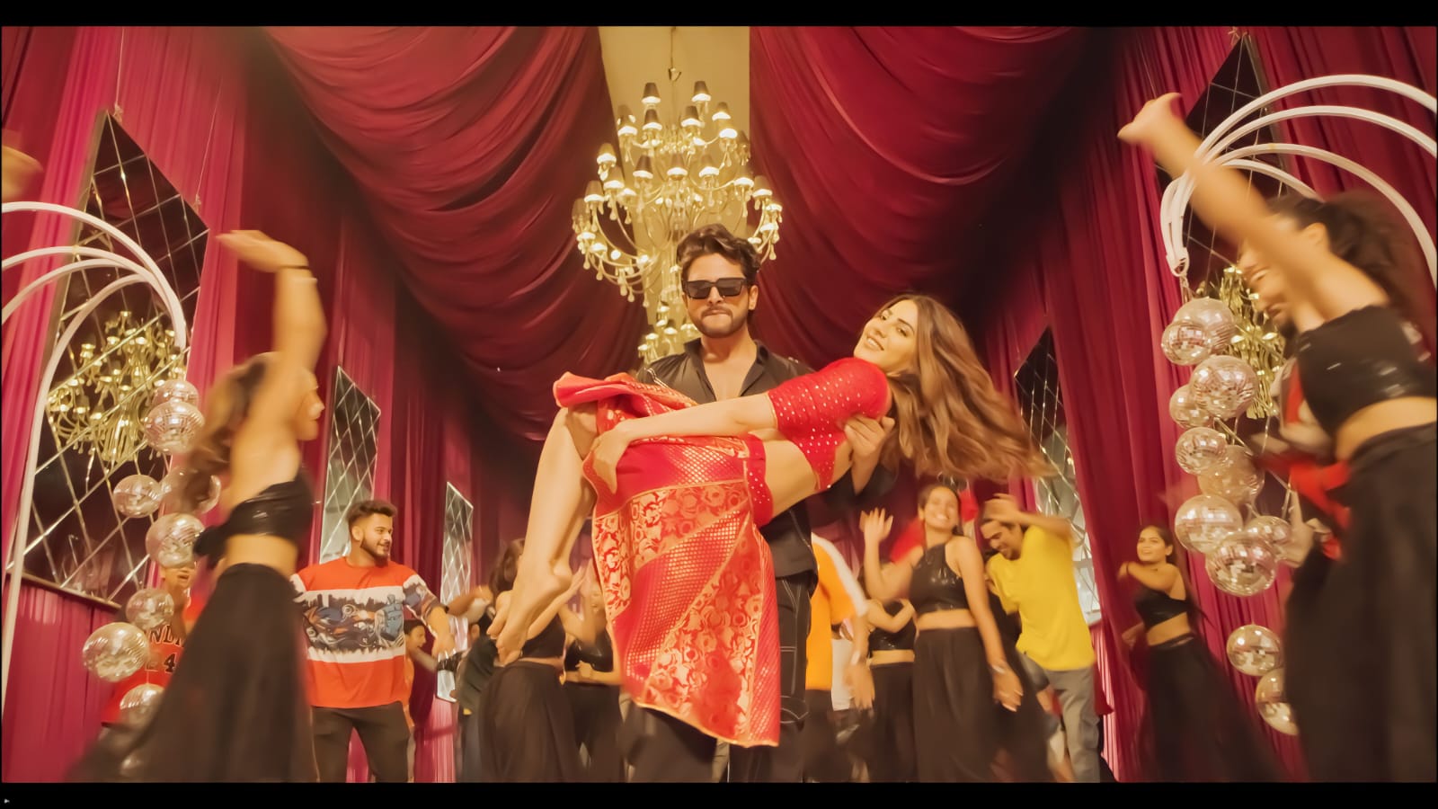 Nikki Tamboli and Tanmay Singh's tremendous chemistry in the song Chori