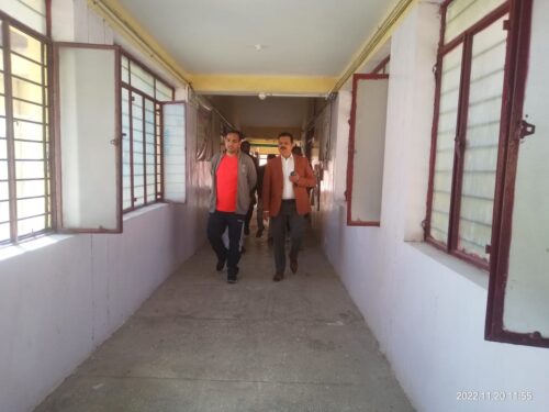 टिहरी : जिलाधिकारी डॉ. डॉ सौरव गहरवार ने किया निरीक्षण, दिए निर्देश