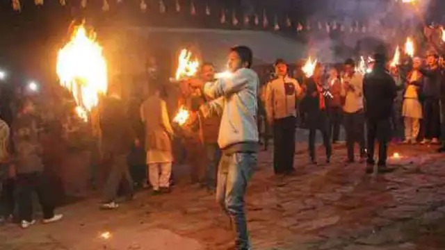 उत्तराखंड : आज है इगास , दिवाली के 11वें दिन मनता है रोशनी का त्योहार