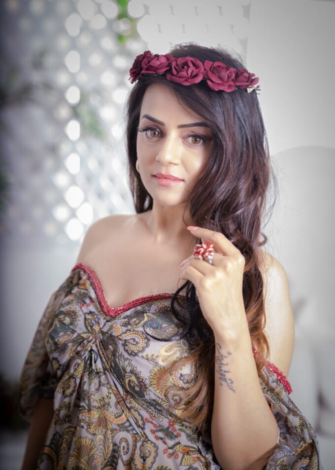 तारक मेहता का उल्टा चश्मा के निर्देशक ने अभिनेत्री जयश्री सोनी को लीड रोल में कास्ट किया