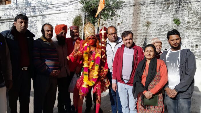 मसूरी ट्रेडर्स एंड वेलफेयर एसोसिएशन के तत्वावधान में राधा कृष्ण मंदिर में हनुमान जयंती कार्यक्रम का आयोजन  किया गया