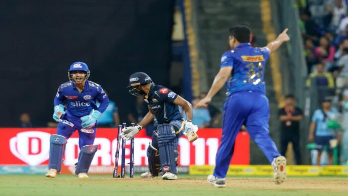 सूर्यकुमार के शतक की बदौलत मुंबई ने गुजरात को 27 रन से हराया