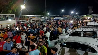 अमरनाथ यात्रा 2023: कड़ी सुरक्षा के बीच अमरनाथ यात्रियों का पहला जत्था जम्मू से रवाना, एलजी ने दी हरी झंडी