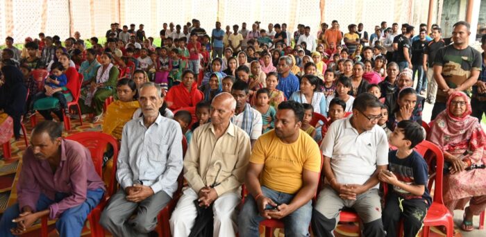 नागल हटनाला पेयजल योजना का शिलान्यास करते कैबिनेट मंत्री गणेश जोशी