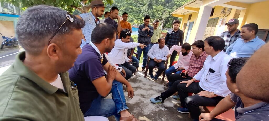 On-site inspection of Yamuna Kandi Pumping Drinking Water Scheme was done by the high level committee, the work is not according to the standards, work will be done again