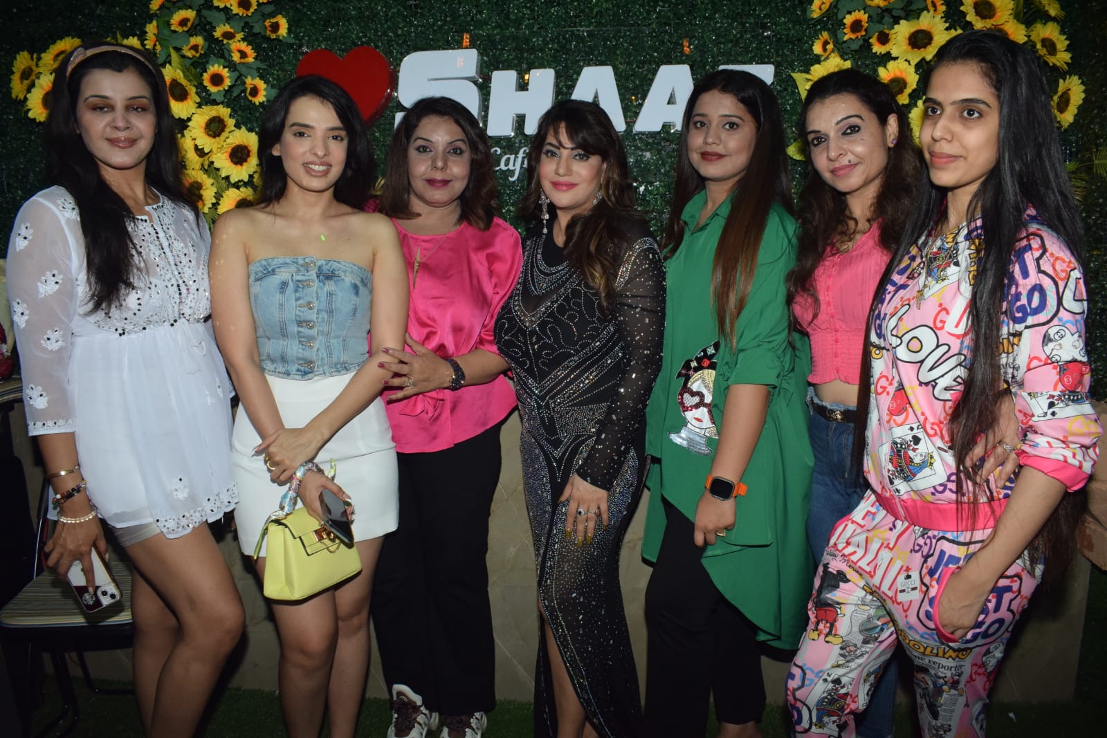 Shaz Khan's Shaz cafe inaugurated in the presence of Bollywood stars