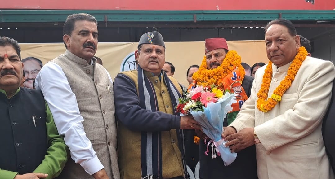 Many including former cabinet minister, state general secretary of Congress and media in-charge took membership of BJP.