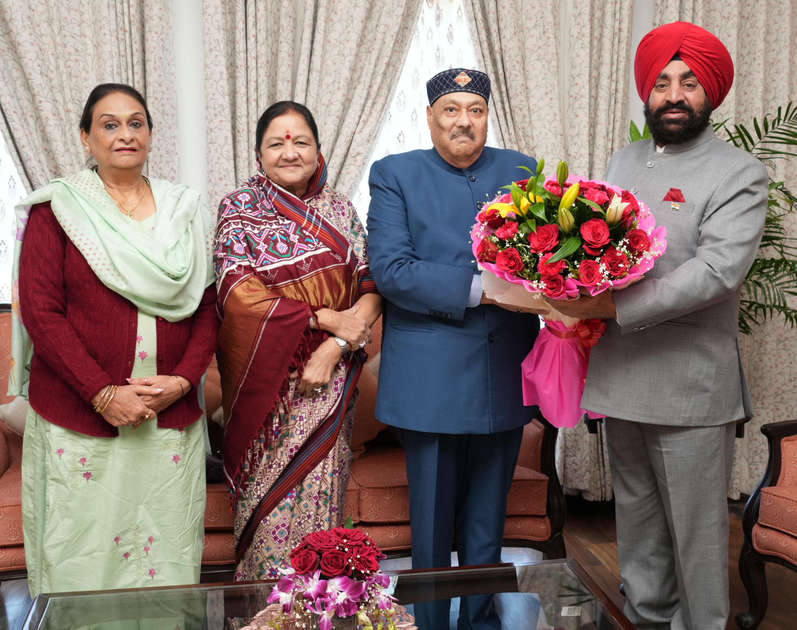 Mata Mangala and Bhole Ji Maharaj met the Governor