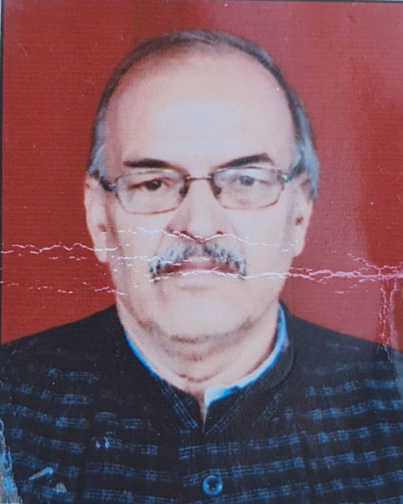 There was a wave of mourning in the area after receiving the news of the demise of Tarachand Agarwal, elder brother of Cabinet Minister Dr. Premchand Agarwal.