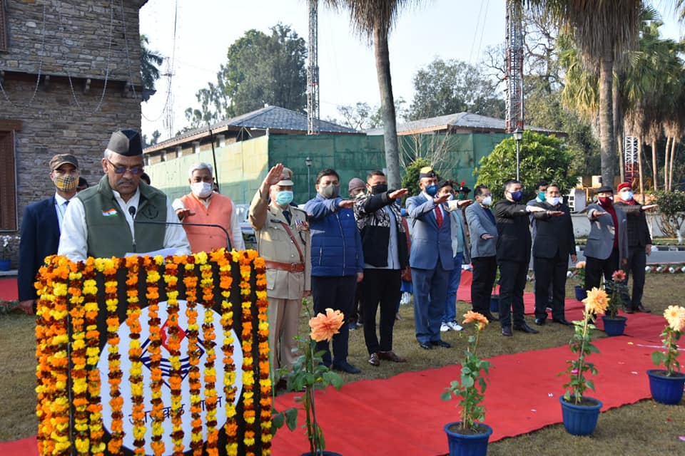 मुख्यमंत्री श्री त्रिवेन्द्र ने प्रदेश वासियों को गणतंत्र दिवस की शुभकामनाएं देते हुए राज्य की सुखसमृद्धि की कामना की