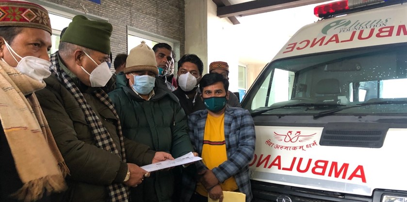 Ganesh Joshi providing ambulance