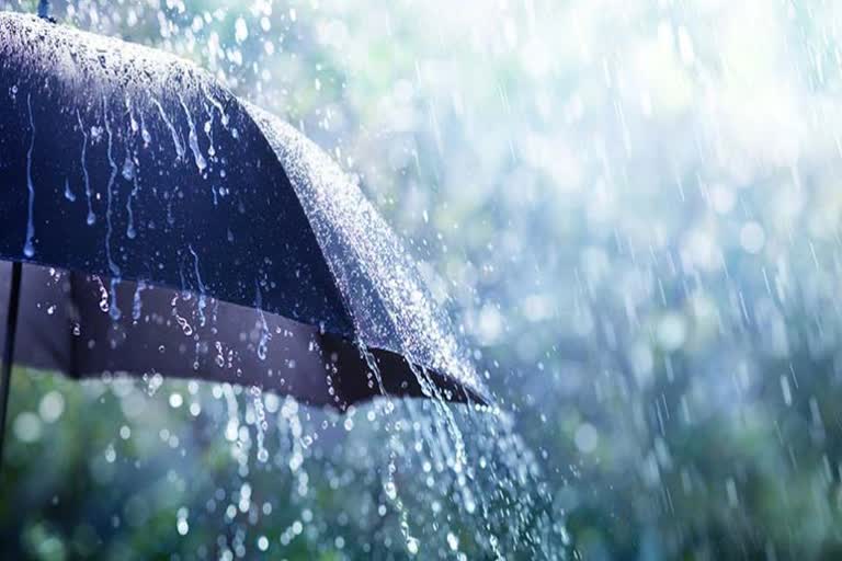 उत्तराखंड : बादलों ने फिर तोड़ी चुप्पी पहाड़ों की रानी में , झमाझम हुई बारिश