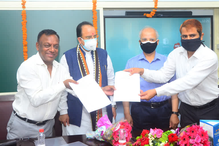 उत्तराखंड : पंतनगर विवि और पद्मश्री बालेंदु प्रकाश के बीच समझौता ,पैंक्रियाटाइटिस रोग की औषधि को लेकर