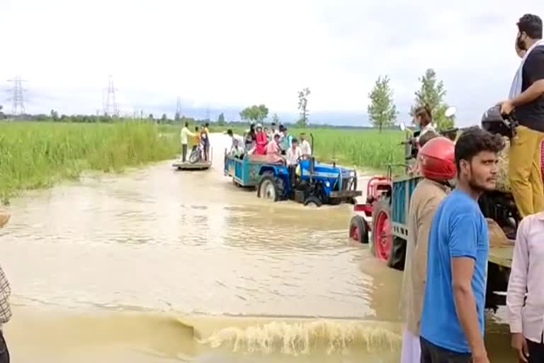 उत्तराखंड : लक्सर में बाणगंगा हुई ओवरफ्लो , बालावाली-बिजनौर मार्ग पर पानी भरा
