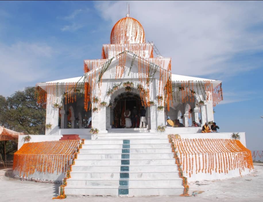 मंसूरी उत्तराखंड न्यूज़ : 14 मई 2022 को घिया माई संक्रांति के उपलब्ध में भद्रराज देवता मंदिर में भव्य मेले का आयोजन किया जायेगा जिसके मुख्य अतिथि उत्तराखंड के मुख्यमंत्री पुष्कर धामी होंगे