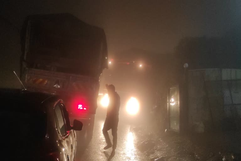 उत्‍तराखंड : पहाड़ों से आ रहे मलबे के कारण ऋषिकेश-गंगोत्री व बद्रीनाथ एनएच बंद