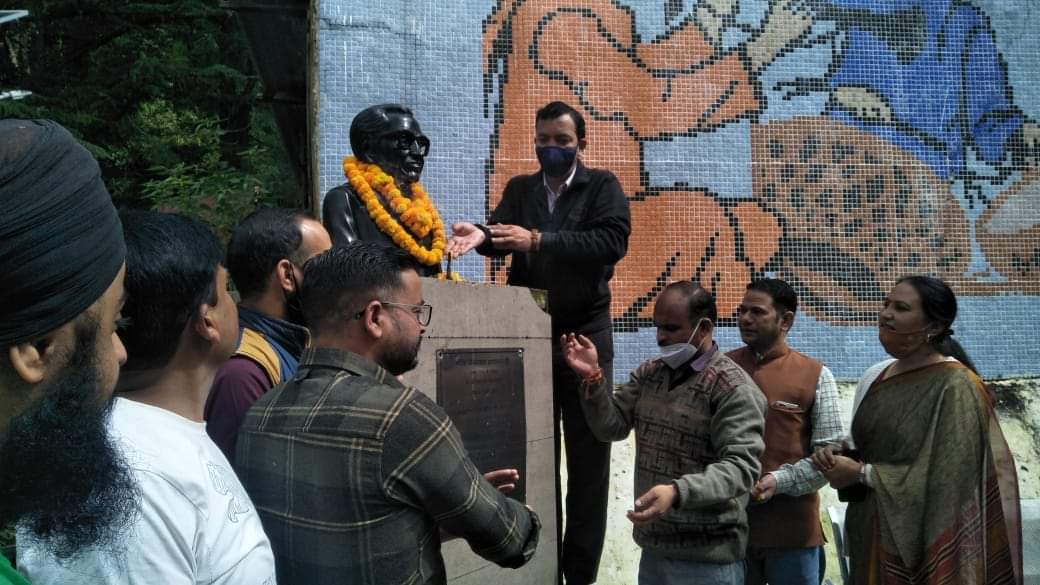 उत्तराखंड मसूरी ब्रेकिंग न्यूज़ : मसूरी में मंडल अध्यक्ष के नेतृत्व में धूमधाम से मनाई गई पंडित दीनदयाल उपाध्याय जी जयंती