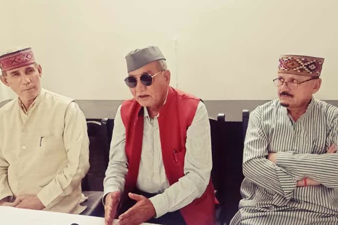 उत्तराखंड मसूरी ब्रेकिंग न्यूज़ : यूकेडी का बीजेपी सरकार पर हमला, कहा- मुख्यमंत्री के तौर पर राज्य को दिए 'मुनीम '
